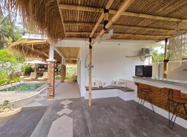 Buddy - Lombok Villa *